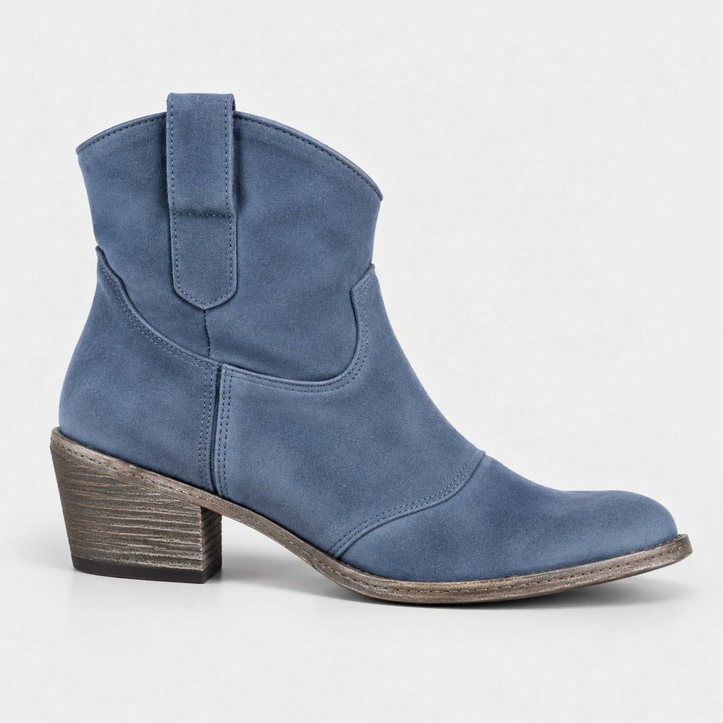 Monvaline | Women’s Suede Cowboy Boots – Classic Western Style