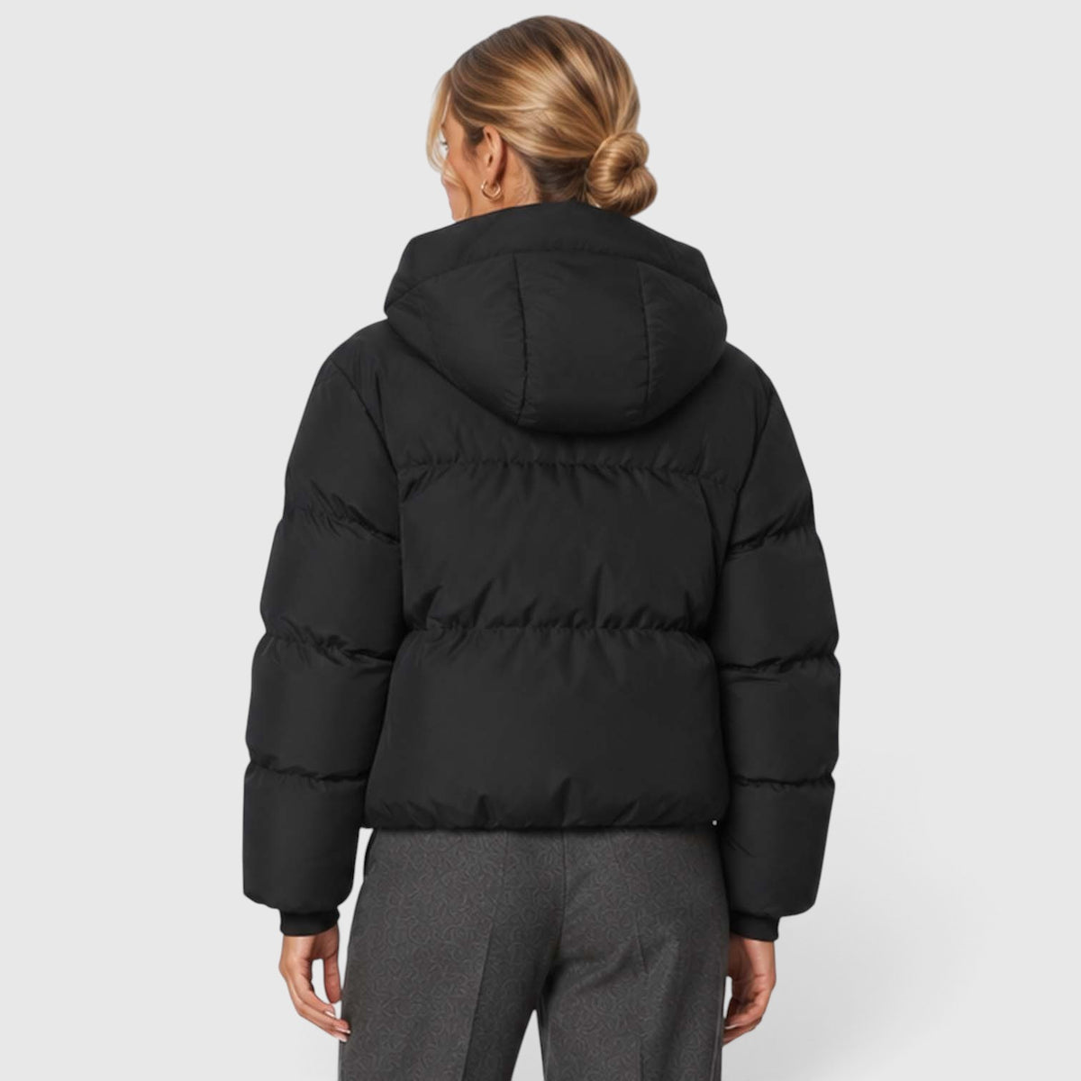 Monvaline | Women's Black Puffer Jacket – Short Water-Resistant Zip-Up