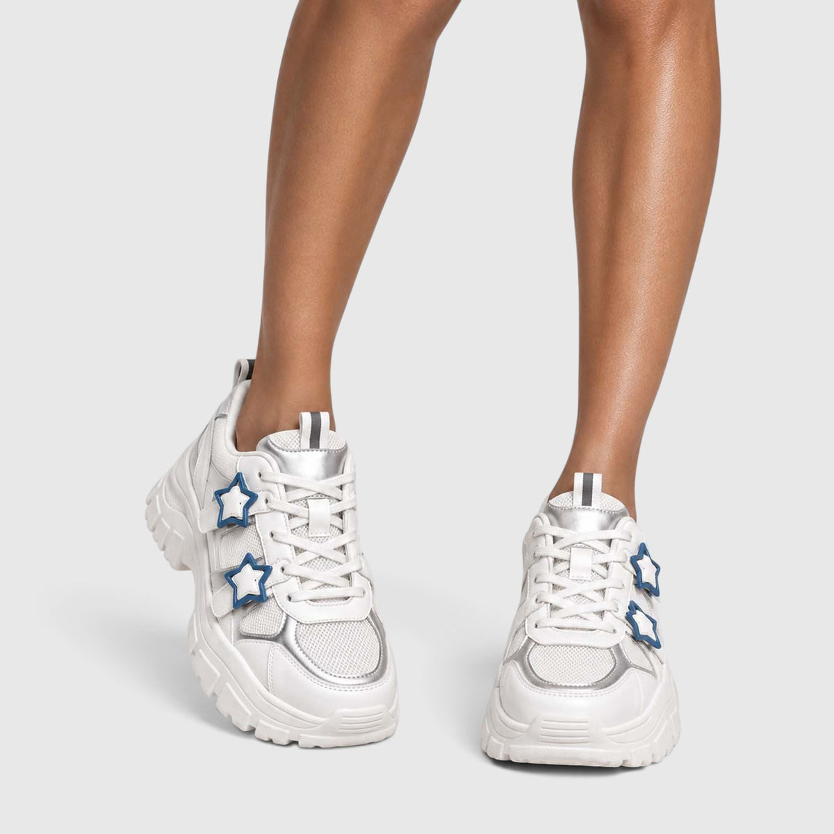 Monvaline | Women's Chunky Platform Sneakers – Lace-Up Star Detail