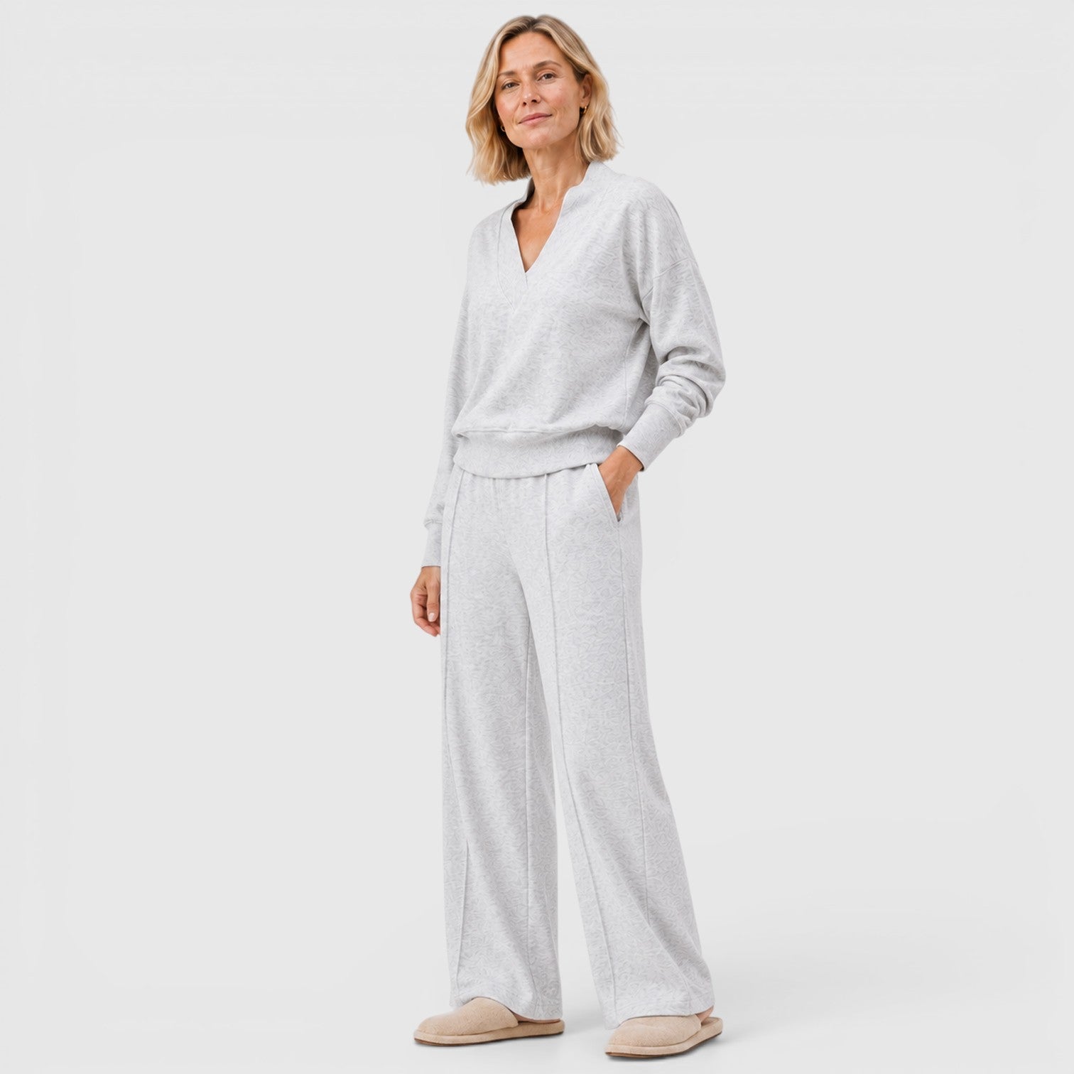 Monvaline | Women's Loungewear Two-Piece Set for Travel and Everyday Comfort